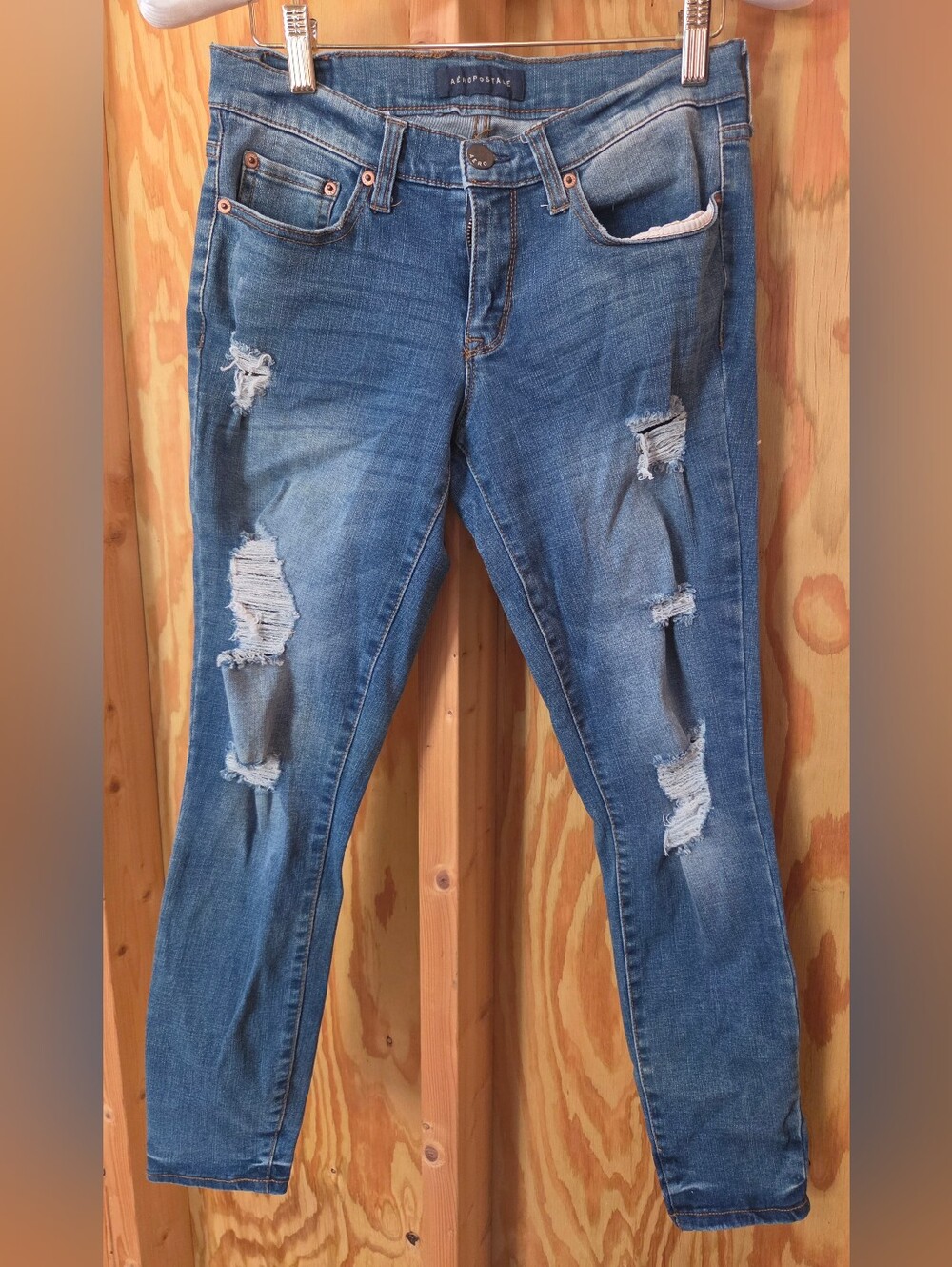 Aeropostale Flex Effects Low Rise Distressed Skinny Jeans Medium Wash Size 6